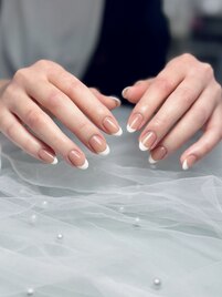 王道＊白フレンチネイル