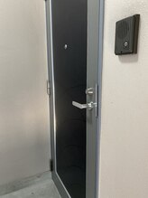 ヨサパーク ビシャ(YOSA PARK)/2階右側の部屋です。