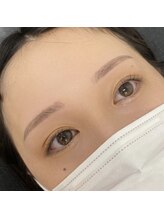 ビューステージ アイブロウサロン 天神/平行眉