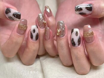 アンネ 梅田 ALLYS店(ANNE)の写真/【大人気！Monthlyデザインコース￥8250♪】毎月様々なトレンドアートが登場！豊富なサンプルから選べる◎