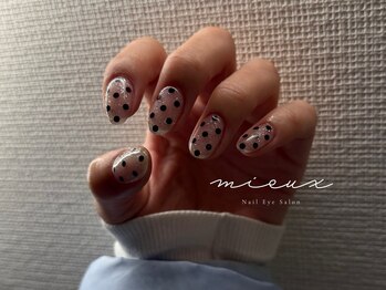 ミュー(mieux)/ドットネイル
