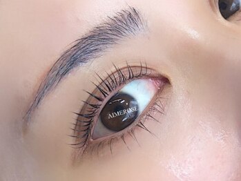 エメローズ 梅田店(AIMEROSE)の写真/今話題のナチュラルEYE♪セットがお得！【アイブロウ×まつげパーマ¥7700】大人気パリエクも¥5500～☆