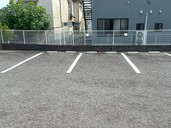 ポノポノ(PONO PONO)/駐車場は2台までOK！