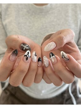 ムーイ 外苑前(mooi.)/chrome art