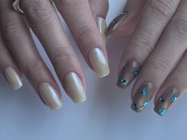 Airi限定ホロフラワーネイル
