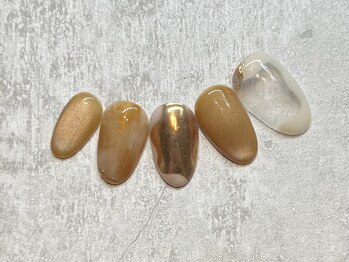 カシータ(casita)/ほんのり馴染みべっこうネイル