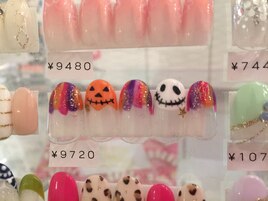 ハロウィンネイル　オバケ