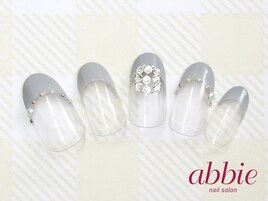 グレイッシュフレンチ　￥11055