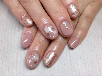 ラウト デコレーションアンドネイルサロン(Lauto Decoration&Nail Salon)/雪の結晶ネイル