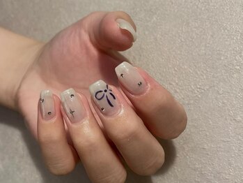 アイネイルズ 天神今泉店(I-nails)/【kanako.m】手描きリボン