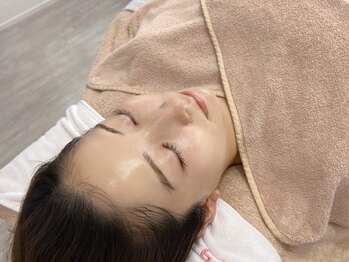 ザ リトリート(THE RETREAT)の写真/韓国最新マイクロニードルで肌に優しく肌トーン&透明感UP♪ハイドロジェリーマスクで肌の奥までアプローチ!