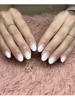 エーナイン イオン東根店/白グラデーション♪