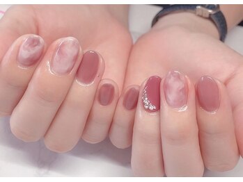 シス 福岡市南区高宮店(Sis)/ダイヤモンドネイル