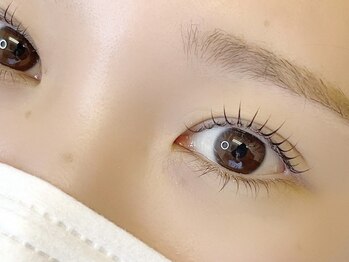 イアラ(era.)の写真/プライベート空間で特別なひとときを…♪目元から変わる、ナチュラルなアイデザイン☆彡