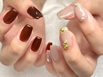 アンネ 梅田 ALLYS店(ANNE)の写真/【大人シンプル定額コース ￥7150】きらっと輝くセンス☆上品さを纏うネイルで指先を美しく♪