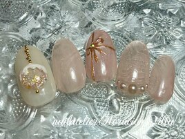 大人のためのクリスマスネイル