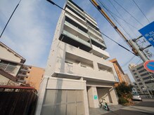 Wisteria 大曽根店【ウィステリア】美フォルム/大人ワンホン/韓国ネイル/フィルインの雰囲気(大曽根駅【E5番出口】徒歩3分◎ 白いマンションの一室です!)