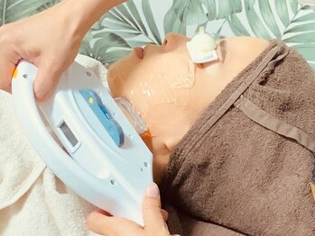 ゼロ 水戸店(ZERO)の写真/【豊富な技術にお任せ！】長年のお悩みに優れたパワーを発揮☆光フェイシャルでシミしわ改善し輝く水光肌へ