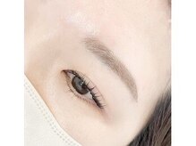 アテ ドゥ(ate deux)/眉スタイリング