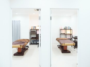 エレニア(Elenear)/完全個室でプライベート空間☆