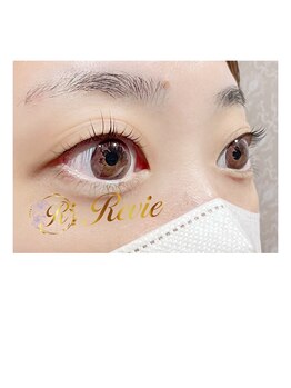 レビー(Revie)/セラムラッシュリフト