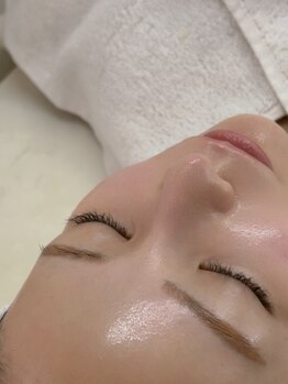 シェリエ(Sheller)の写真/【ララピール】敏感肌OK◎ダウンタイムなしのツヤ肌ピーリング*すっぴんから美しくなるやさしいケア♪