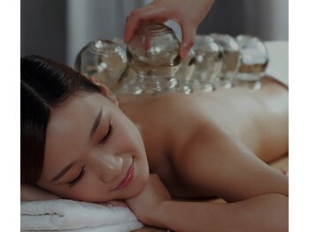 赤坂リラクゼーションナラ(NARA)/吸い玉療法で疲労凝り改善