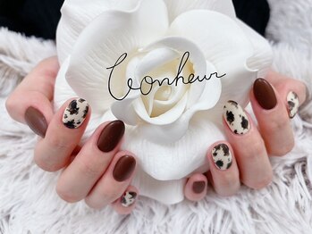 ボヌール(bonheur)/牛柄ネイル