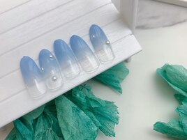 爽やかグラデーションネイル