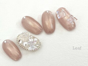 リーフ(Leaf)/ガーリー　ワンホンネイル