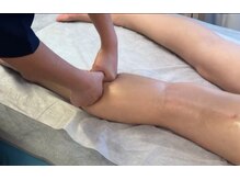 全身ほぐし60分＋ふくらはぎアロマ20分＋頭10分    計90分6900円