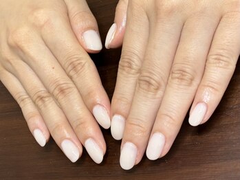 スモーキーネイル(smoky nail)の写真/30代以上の女性に当店人気！落ち着いた空間◎こだわりのシンプル×絶妙デザイン♪