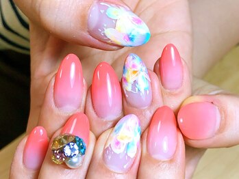 ネイル ミー(nail mee)/