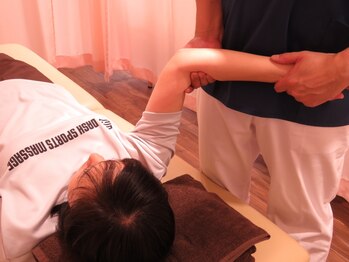 ダッシュスポーツマッサージ(DASH SPORTS MASSAGE)/【整体】