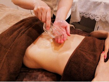 ラスター(Luster)/アロマリンパ×腸セラピー