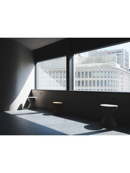 ゆったり空間で施術が受けられるサロン