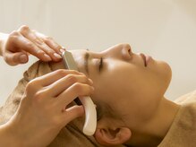 クレージュ(CLAIRGE)の雰囲気(お顔剃りで艶肌GET♪)