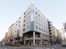 クールブ 横浜関内 馬車道店(Courbes/)/歴史ある馬車道の地にNEWOPEN