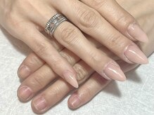 フィール(feel)の雰囲気（すぐ爪が折れてしまう、チョコっとだけ長さだしスカルプ￥6800）