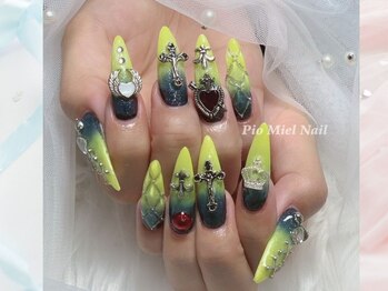 ピオミエルネイル 新宿(pio miel nail)/ネオングリーンのゴシッククロス