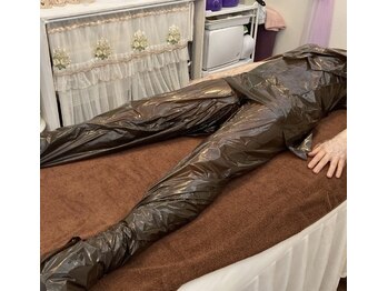 ルノン(LUNON)/ホットジェルで全身パック