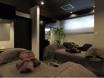 オーレンサンマルハチ(AUREN308)の写真/【大人の隠れ家サロン/上質な癒しのひとときを】洗練された完全個室空間。経験豊富なセラピストによる施術