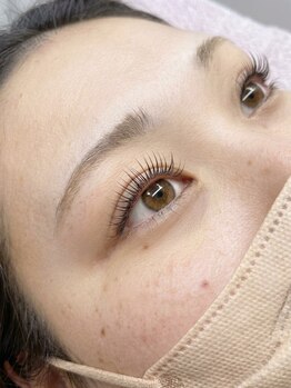 M beauty studio HOPE+Emkaの写真/「ビューラーをしてもすぐに下がってしまう」「自分に似合うカールがわからない」そんなお悩みに。