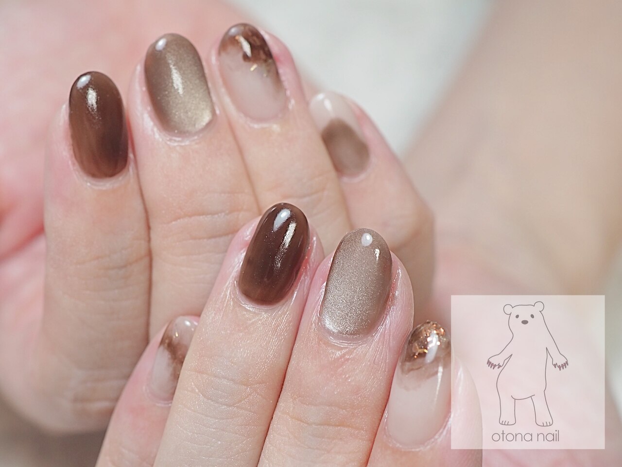 2025年-2026年冬トレンド】マグネットのネイルデザイン集｜人気順｜5