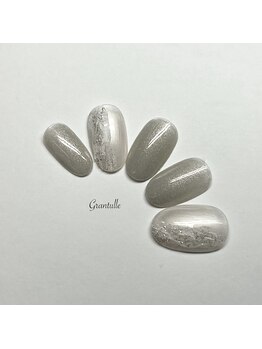 グランチュール(Grantulle)/ホワイトネイル