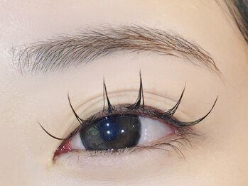 アンベリール(EMBLLIR)/まつエク