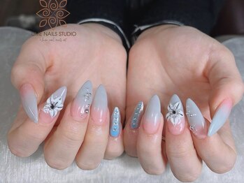 ウメネイルスタジオ(UME NAIL STUDIO)/長さだしやり放題×つけ放題