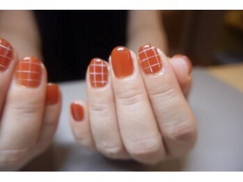 アヤネイル(Aya nail)/テラコッタ×チェック柄