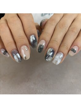 グレーxシルバーxモード