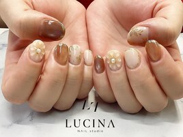 c-459 大人可愛いフラワーネイル